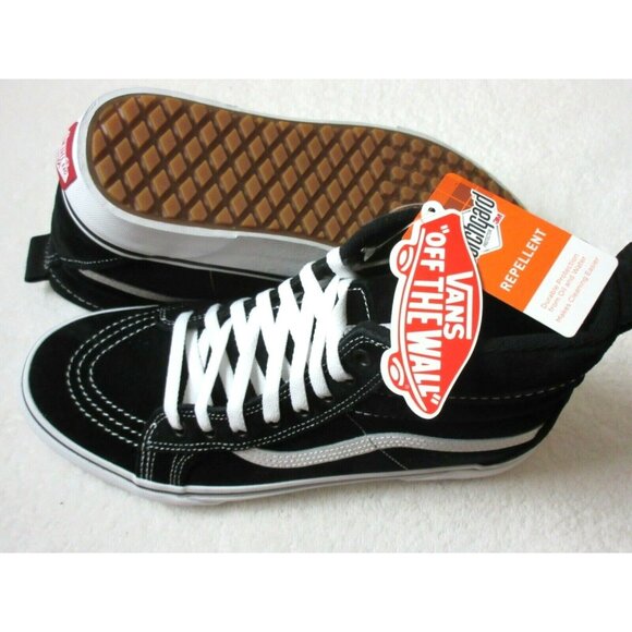 Vans Women's Sk8-Hi MTE All Weather Suede Skate Boots Black True White Size 10 - Picture 3 of 5